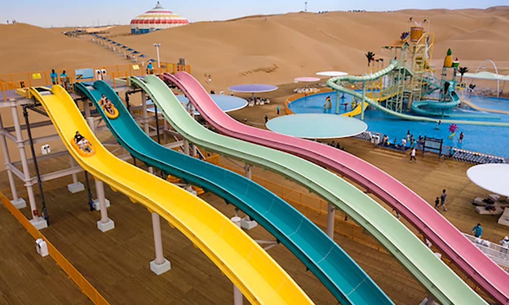 水上乐园设施有很多好玩的水上游乐项目