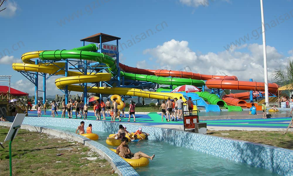 浙江宁波东钱湖水上乐园螺旋组合滑道、漂流河