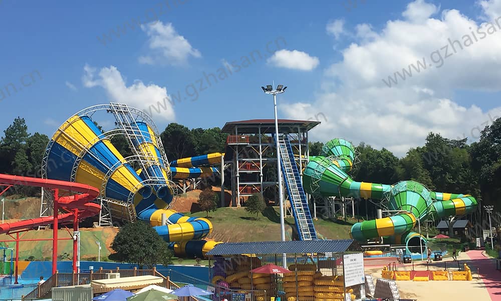 湖南长沙乐水魔方水世界超级龙卷风、暴风谷组合滑道