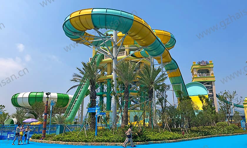 浙江宁波大目湾阿拉的海水上乐园冲天回旋&巨兽碗