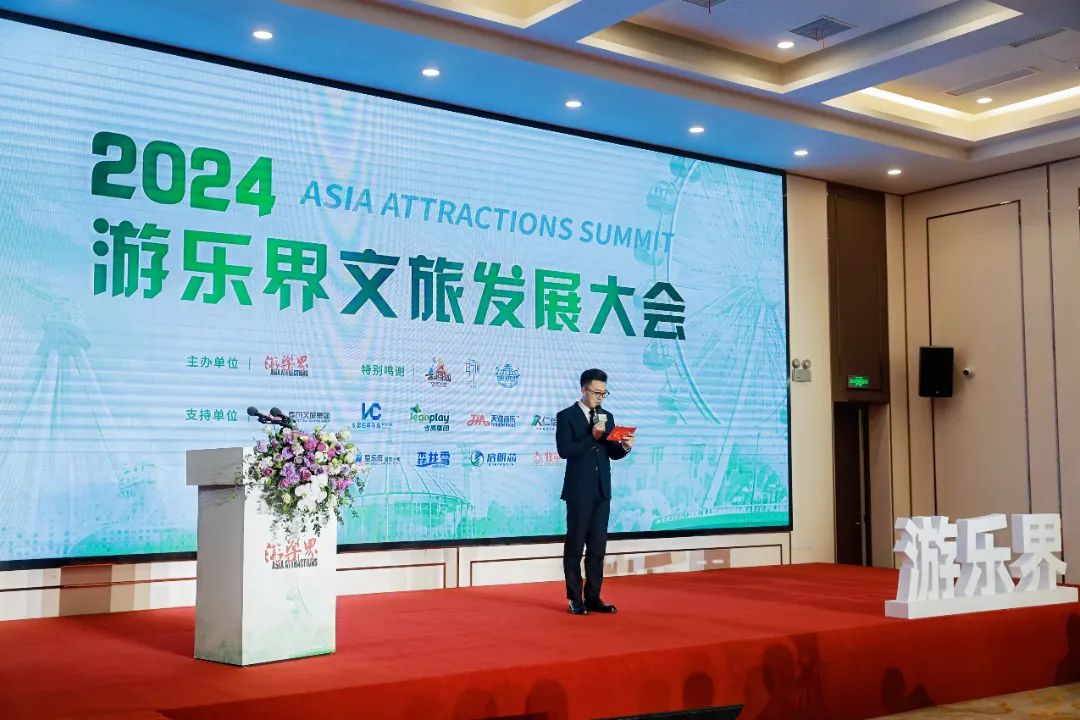 金冠荣耀，见证卓越！jinnianhui今年会游乐斩获两项重量级大奖